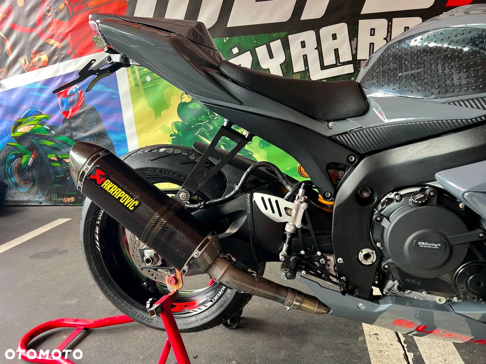 Suzuki GSX-R - 8