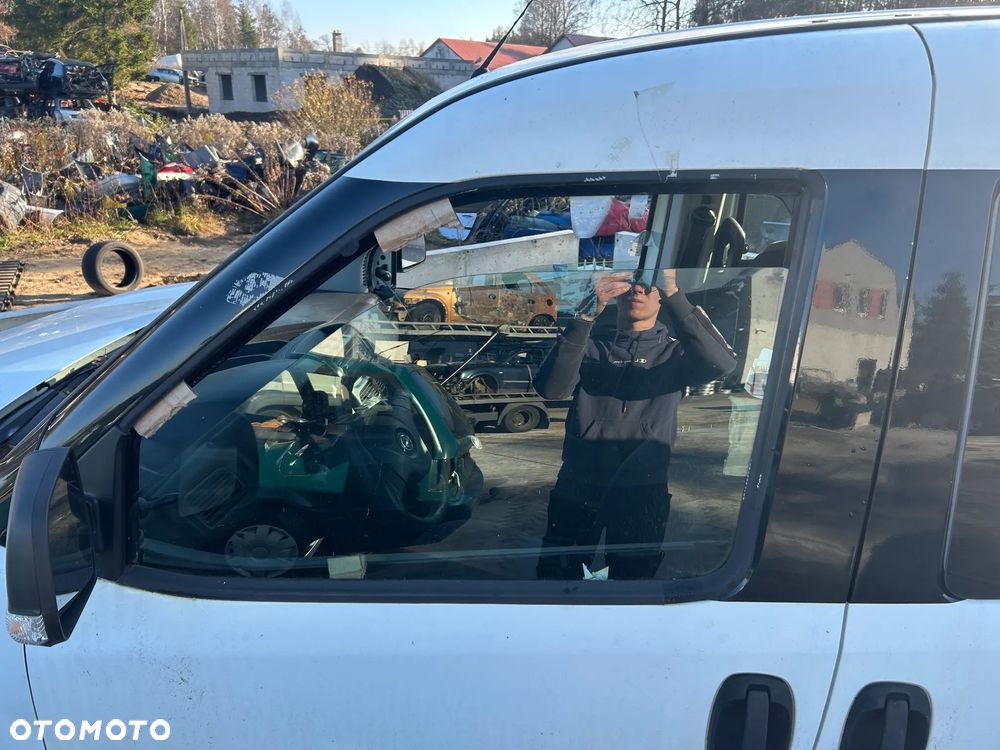 DRZWI LEWE PRAWE PRZEDNIE KOMPLETNE OPEL COMBO D FIAT DOBLO II - 3