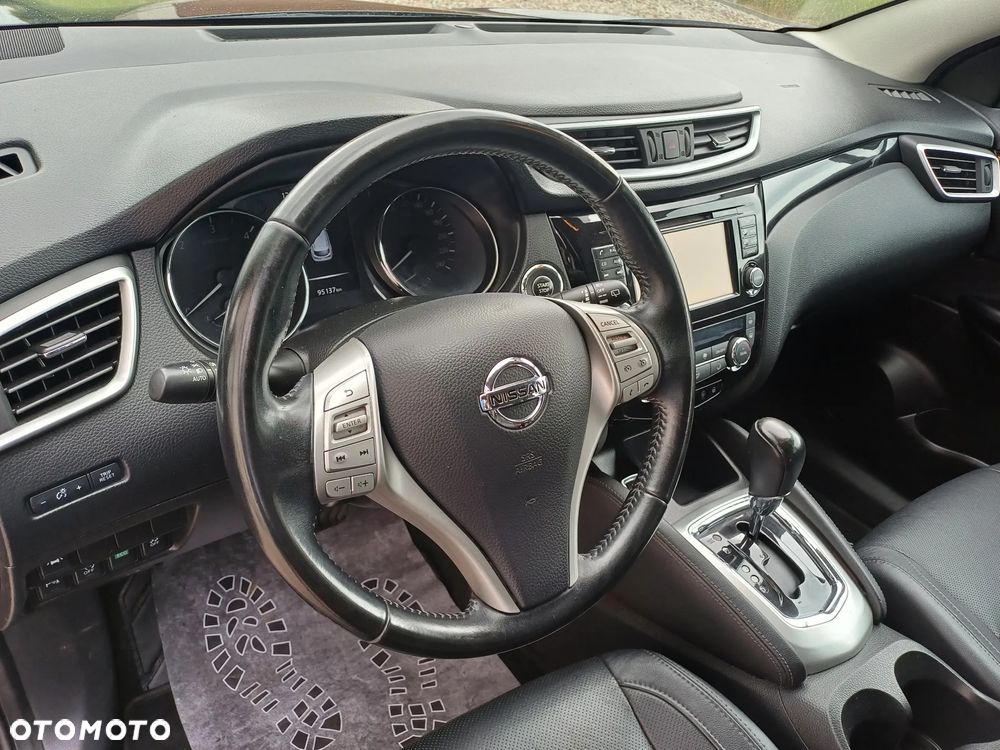 Nissan Qashqai 1.6 DCi Tekna Xtronic - 24