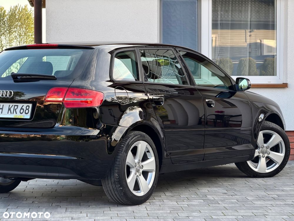 Audi A3 Sportback 1.6 Ambition - 13