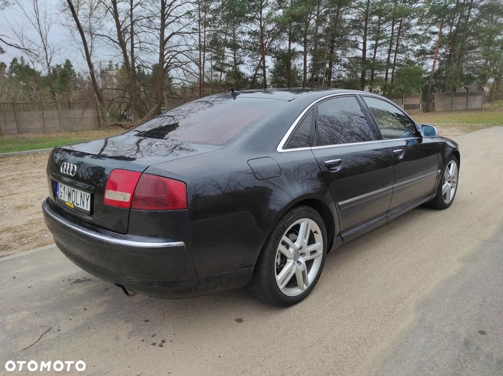 Audi A8 - 7