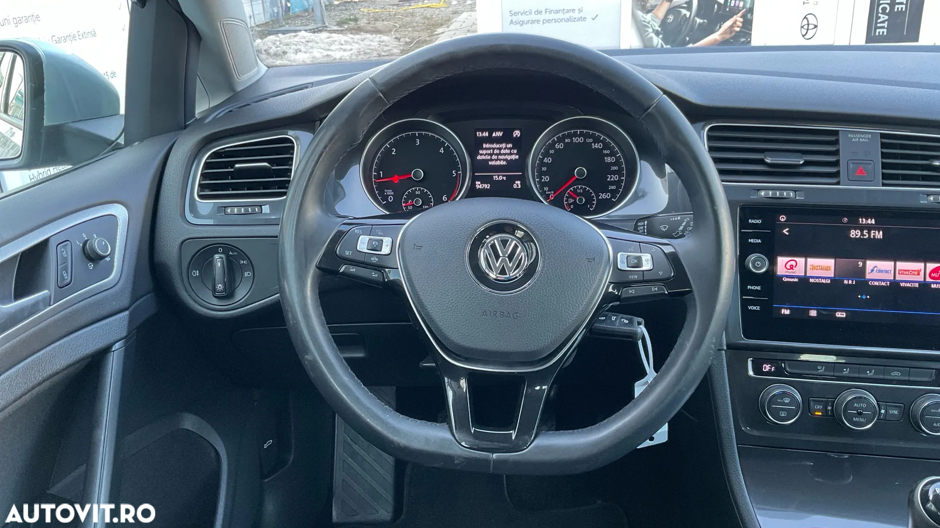 Volkswagen Golf 1.6 TDI Trendline - 11