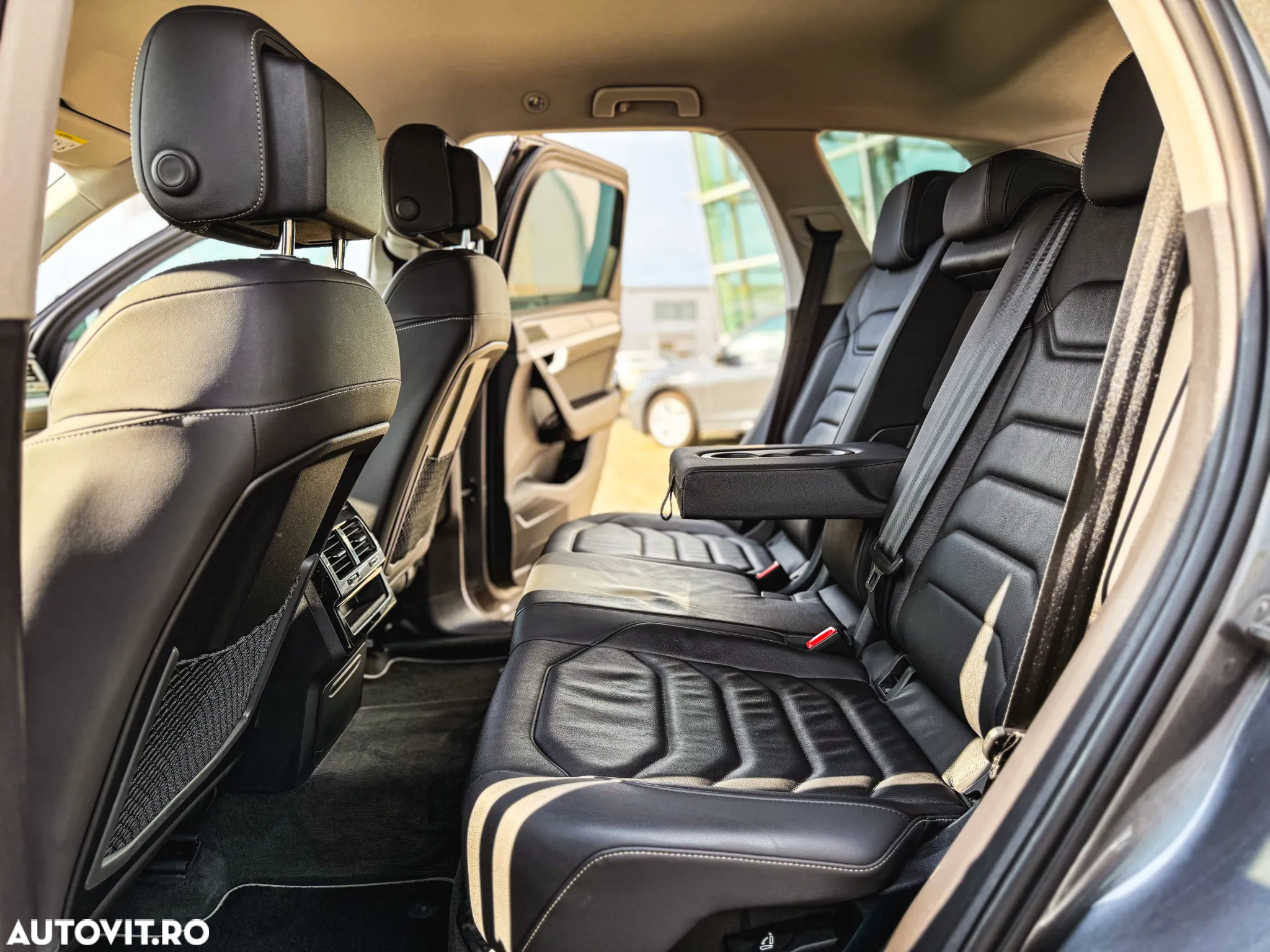 Volkswagen Touareg V6 TDI Style - 16