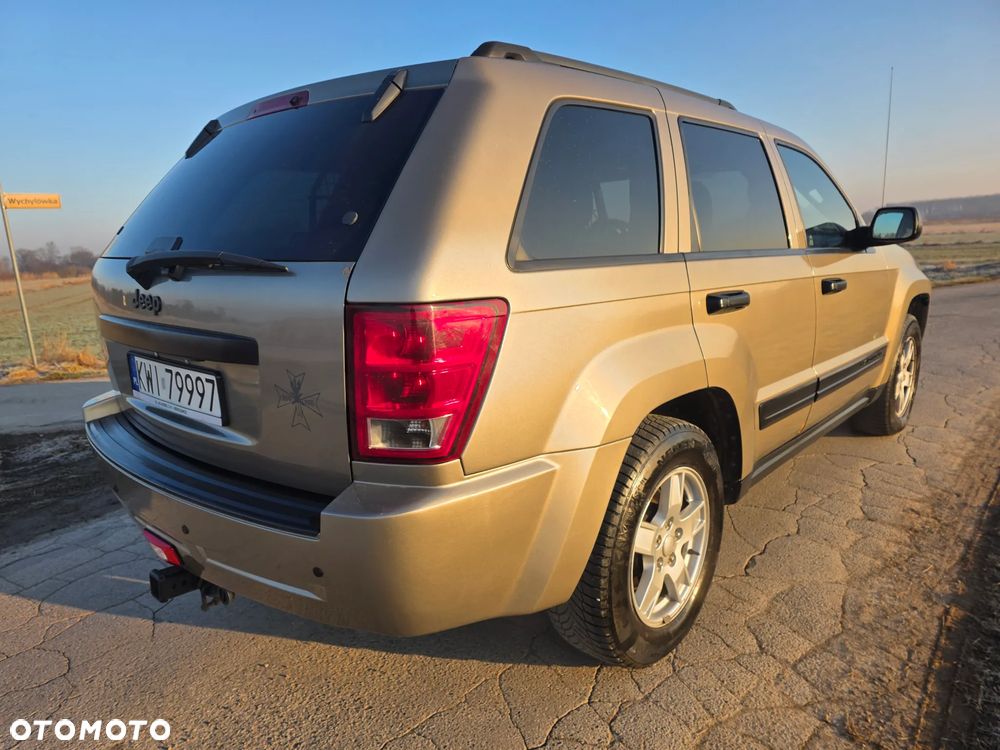 Jeep Grand Cherokee - 36