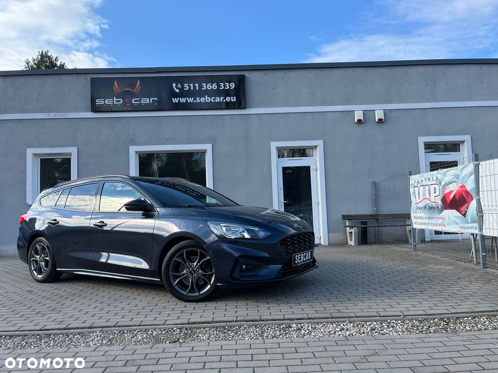 Ford Focus SW 1.5 EcoBoost S&S ST-LINE - 15