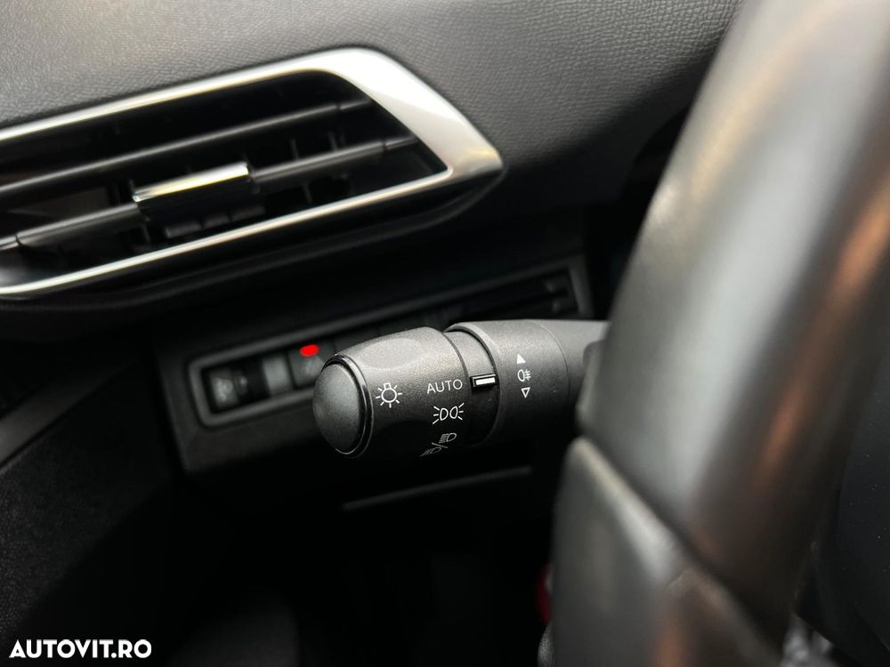 Peugeot 3008 - 34