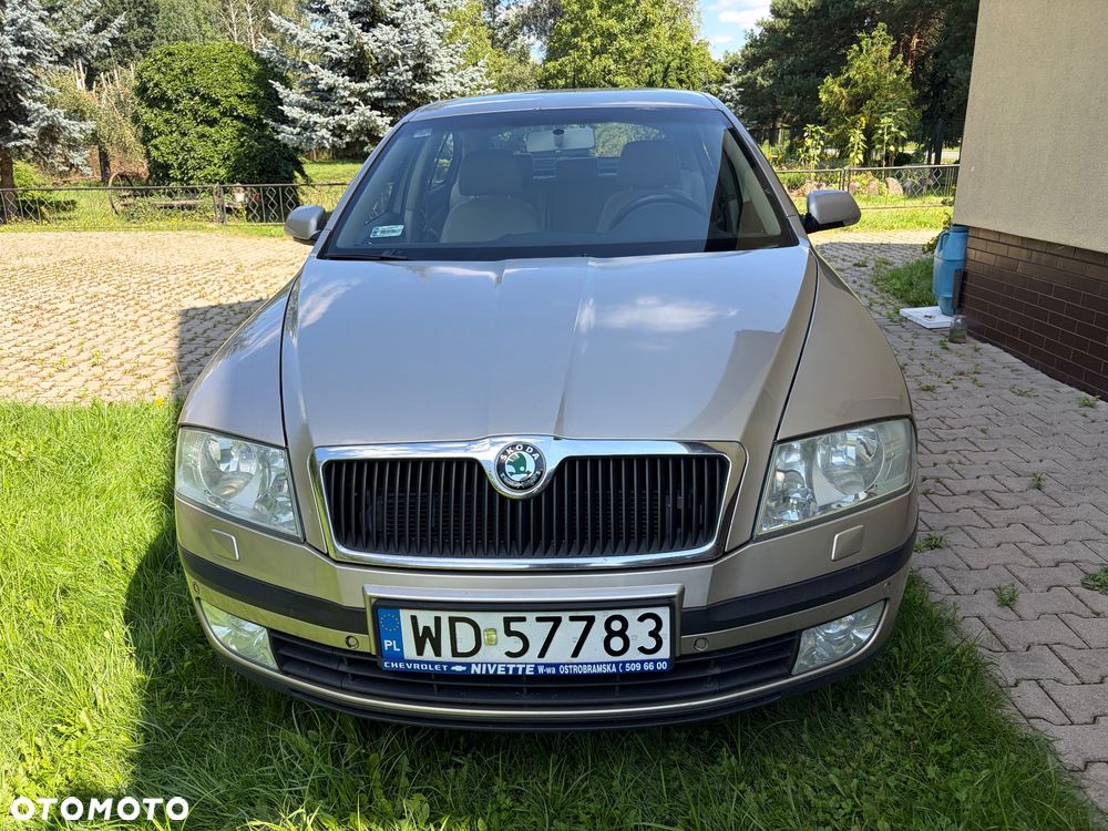 Skoda Octavia 1.9 TDI Elegance DSG - 4