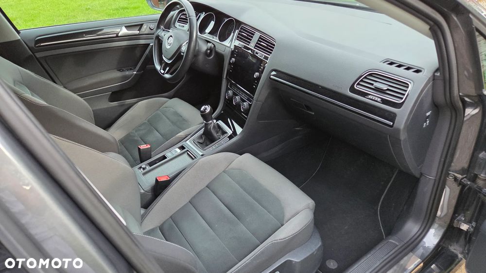 Volkswagen Golf 1.5 TSI BMT Evo Highline - 22