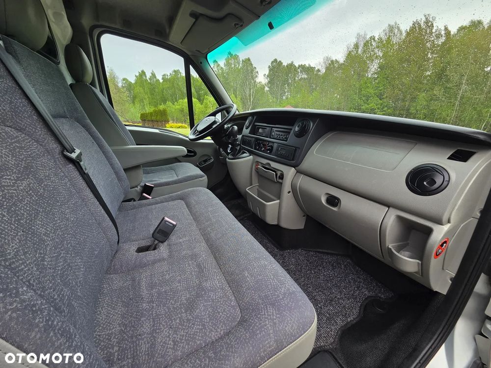 Nissan Interstar - 18