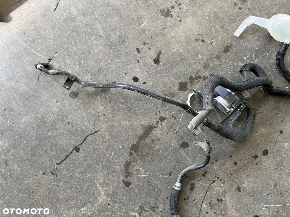 Pompa węże przewody wody Renault Megane V E-TECH - 3
