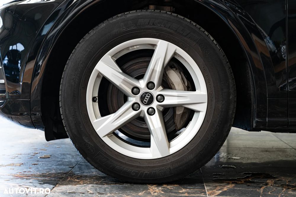Audi Q5 50 TFSIe quattro S tronic S line - 9