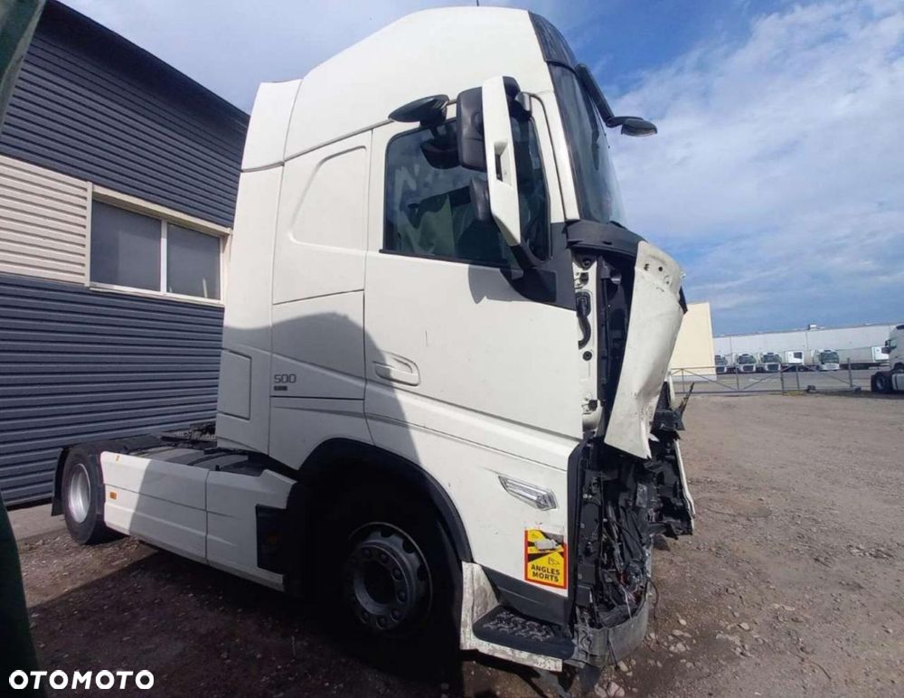 Volvo FH 500 Aero Globetrotter XL Adaptive Cruise Control - 4