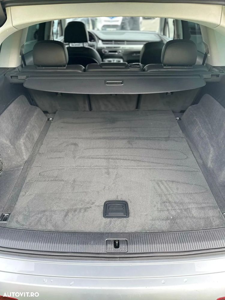 Audi Q7 - 8