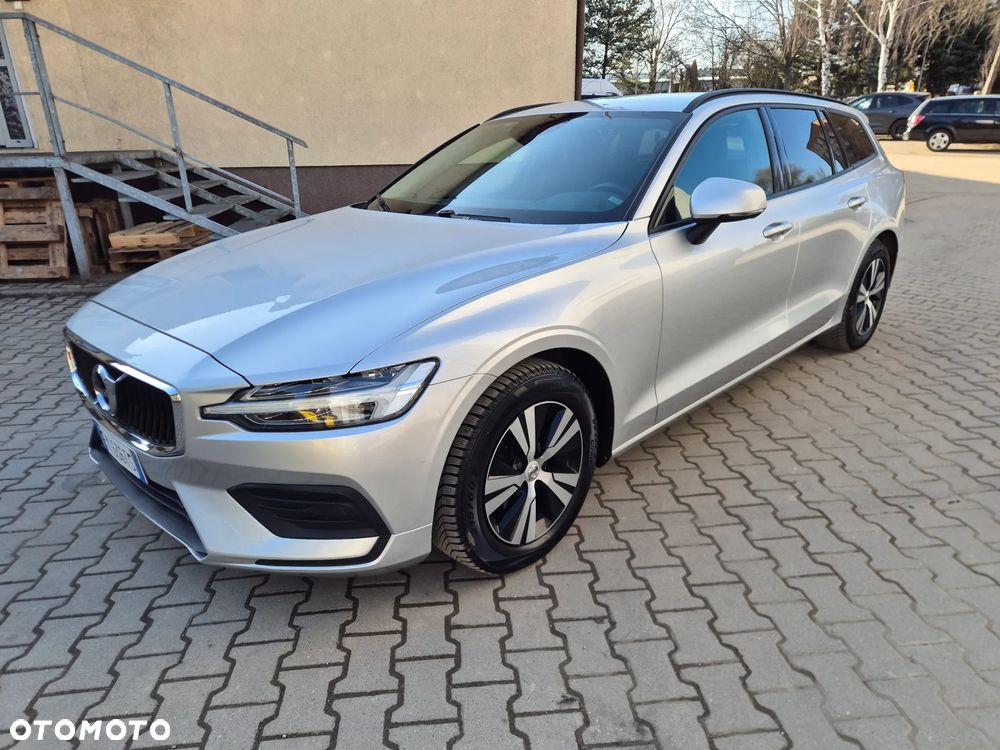 Volvo V60 D3 Momentum Core - 1