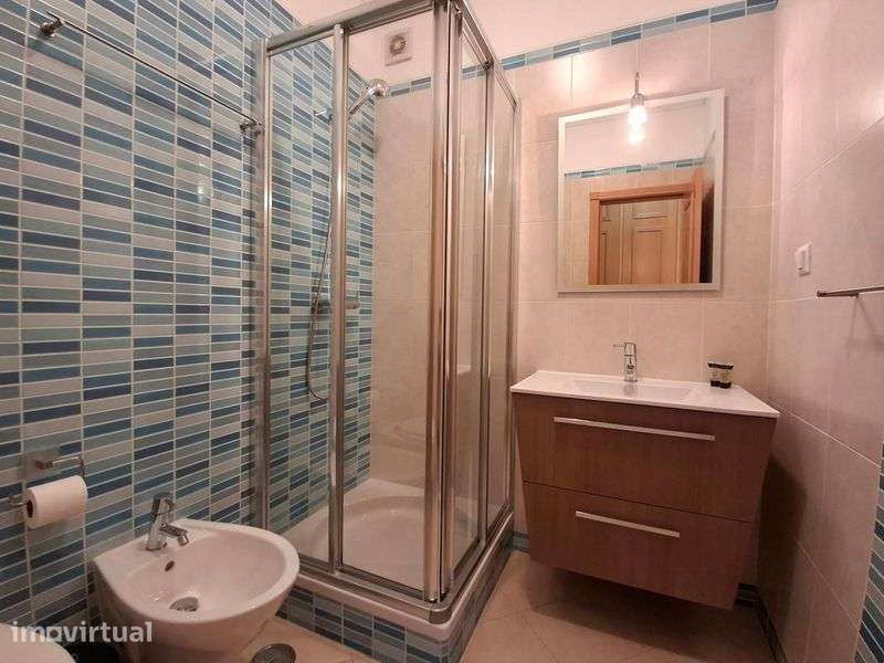 Alugo Apartamento T2 em Quarteira - Grande imagem: 4/12