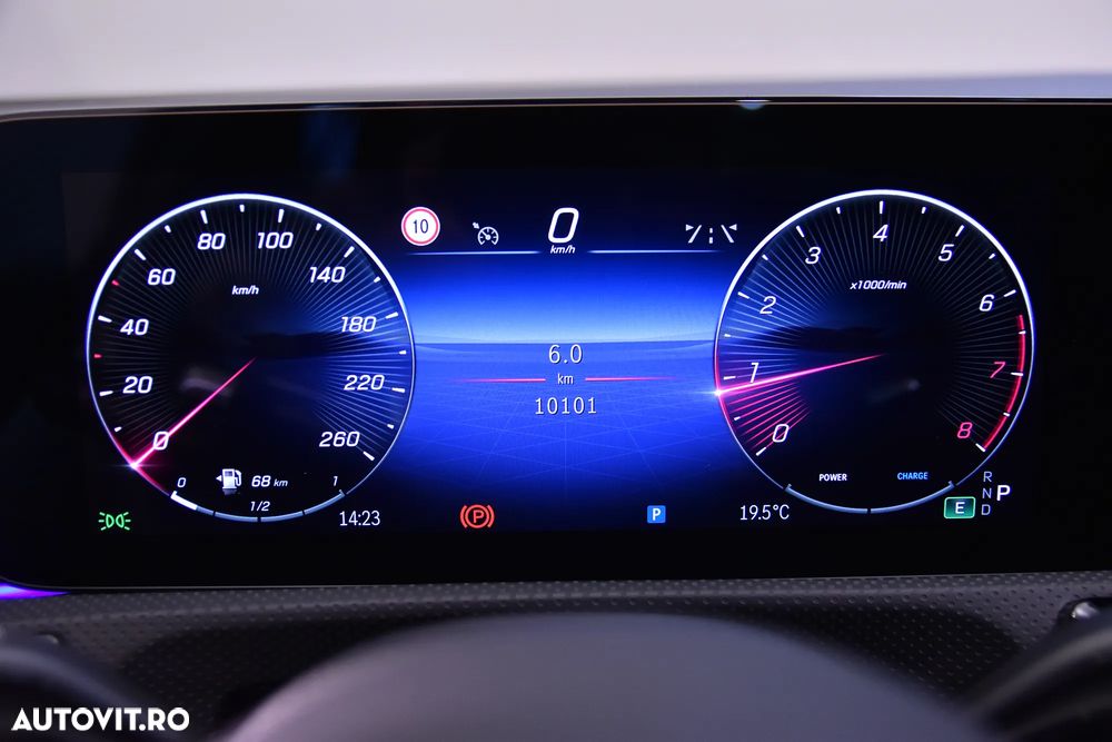 Mercedes-Benz CLA 250 4Matic 7G-DCT AMG Line - 10