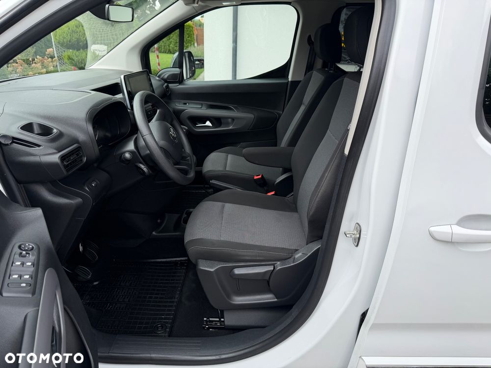 Toyota Proace City Verso Long 1.5 D-4D Business - 24
