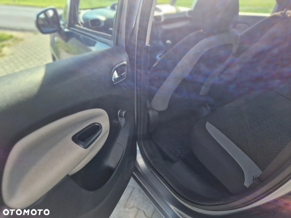 Citroën C3 Picasso 1.6 HDi Exclusive - 20