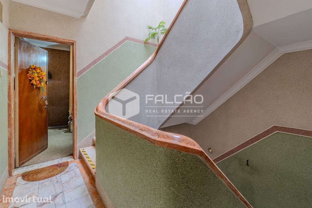 Apartamento T3 Venda em Venteira,Amadora - Grande imagem: 2/31