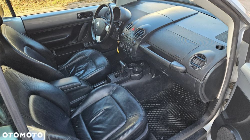 Volkswagen New Beetle 2.0 - 4