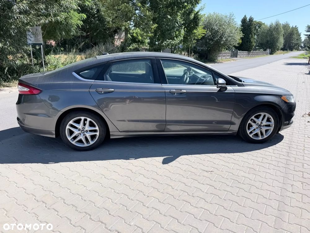 Ford Fusion - 3