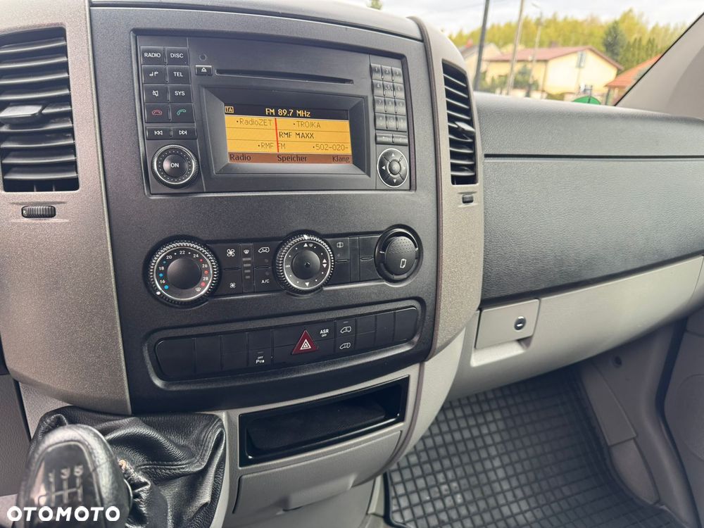 Mercedes-Benz Sprinter 313 L2H2 Klimatyzacja Elektryka Furgon 3os 2xPdc Hak - 12