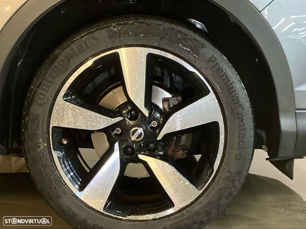Nissan Qashqai 1.2 DIG-T N-Connecta 18 - 26