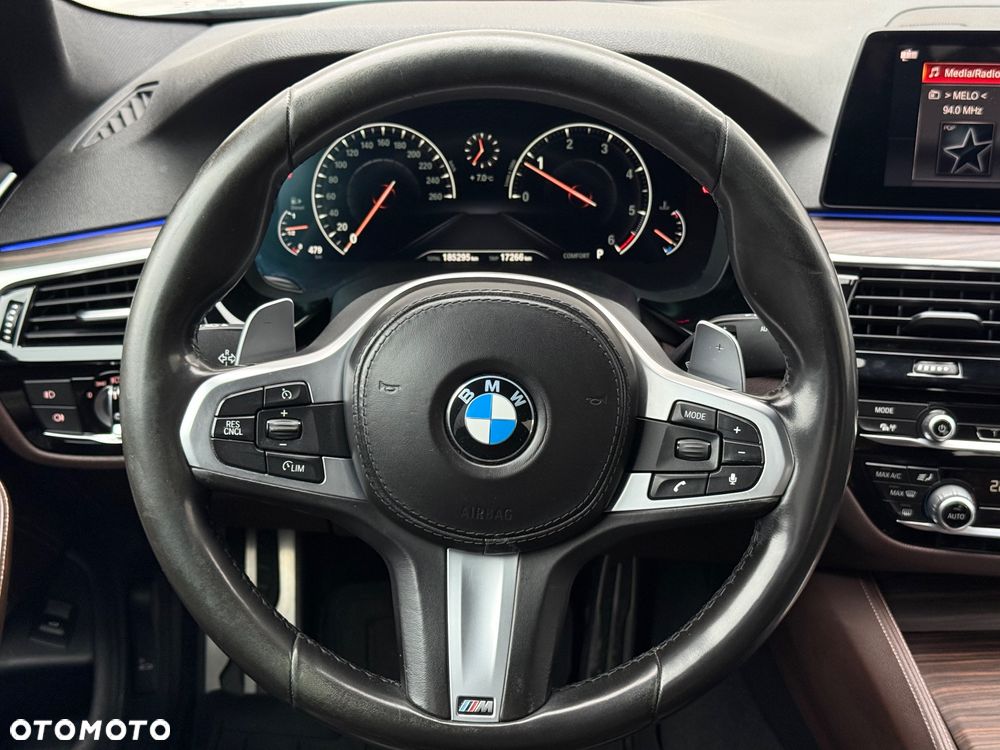 BMW Seria 5 520d xDrive M Sport sport - 15