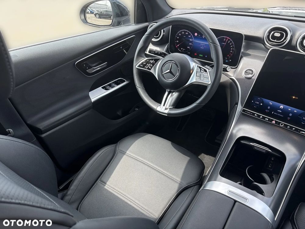 Mercedes-Benz GLC 300 e PHEV 4-Matic Avantgarde - 21