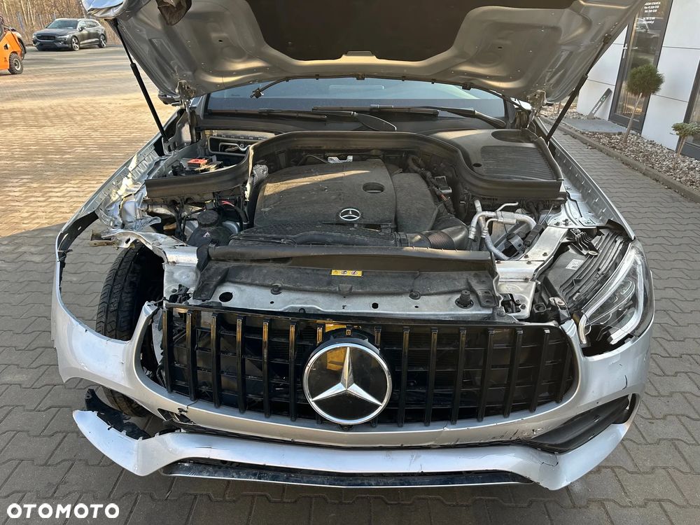 Mercedes-Benz GLC - 11