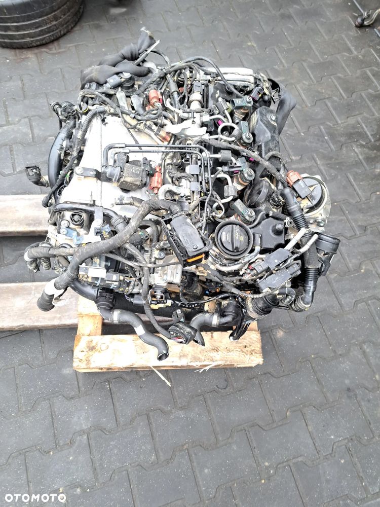 Silnik DEU DEUC Audi A4 B9 A5 F5 2.0tdi - 8