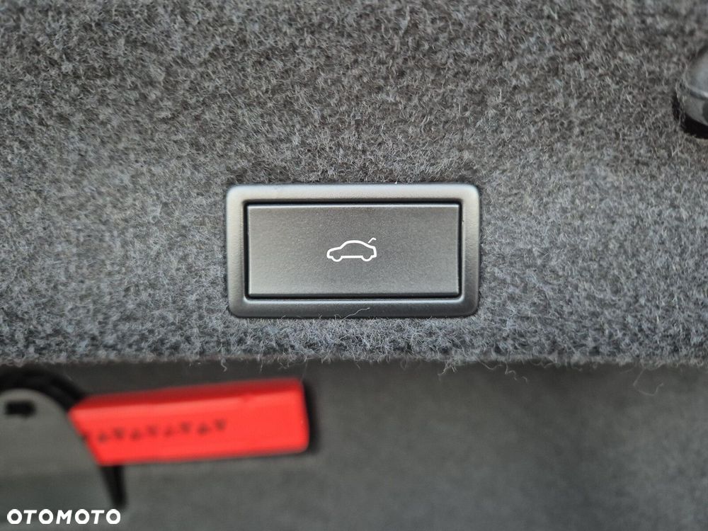 Volkswagen Passat 2.0 TDI EVO Business DSG - 32