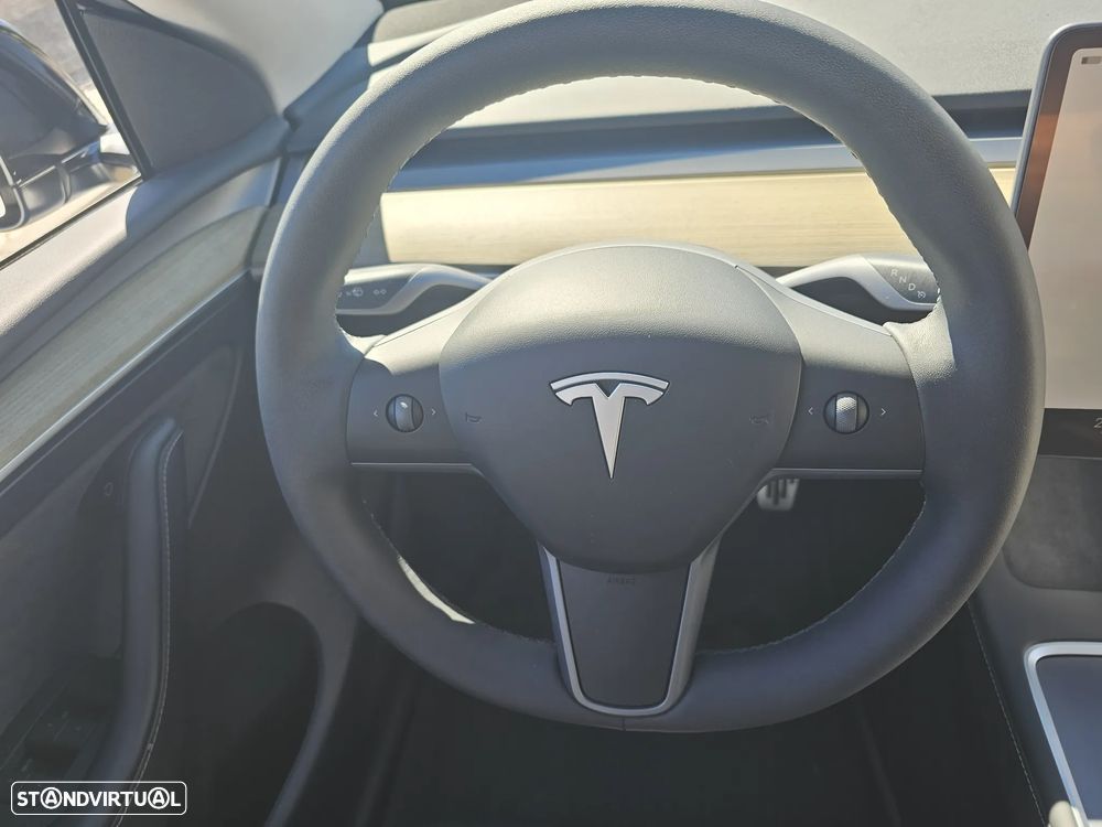 Tesla Model Y Tração Traseira - 31