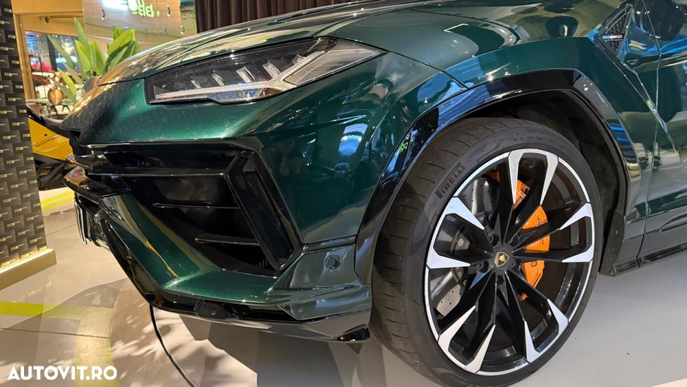 Lamborghini URUS - 10