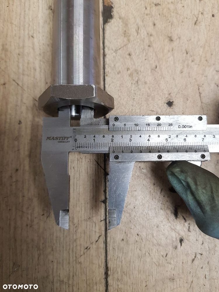 Nakrętka na wał Harley Davidson 40392-91 - 9