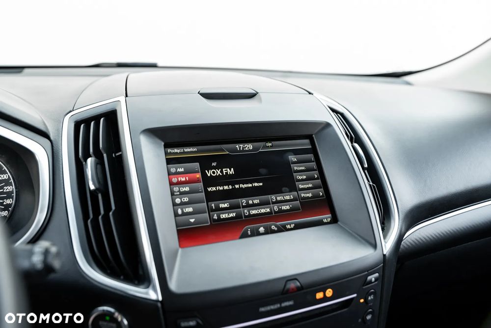 Ford Edge 2.0 TDCi Bi-Turbo 4x4 Sport - 36