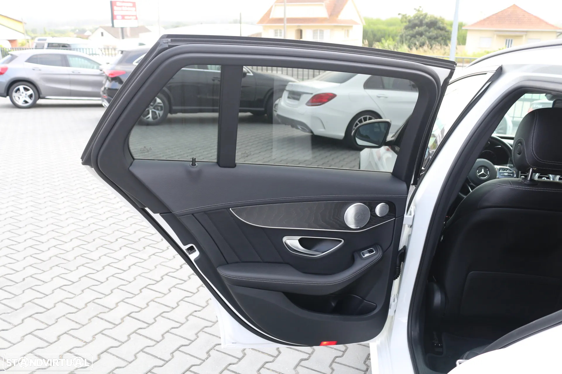 Mercedes-Benz C 300 de AMG Line - 39
