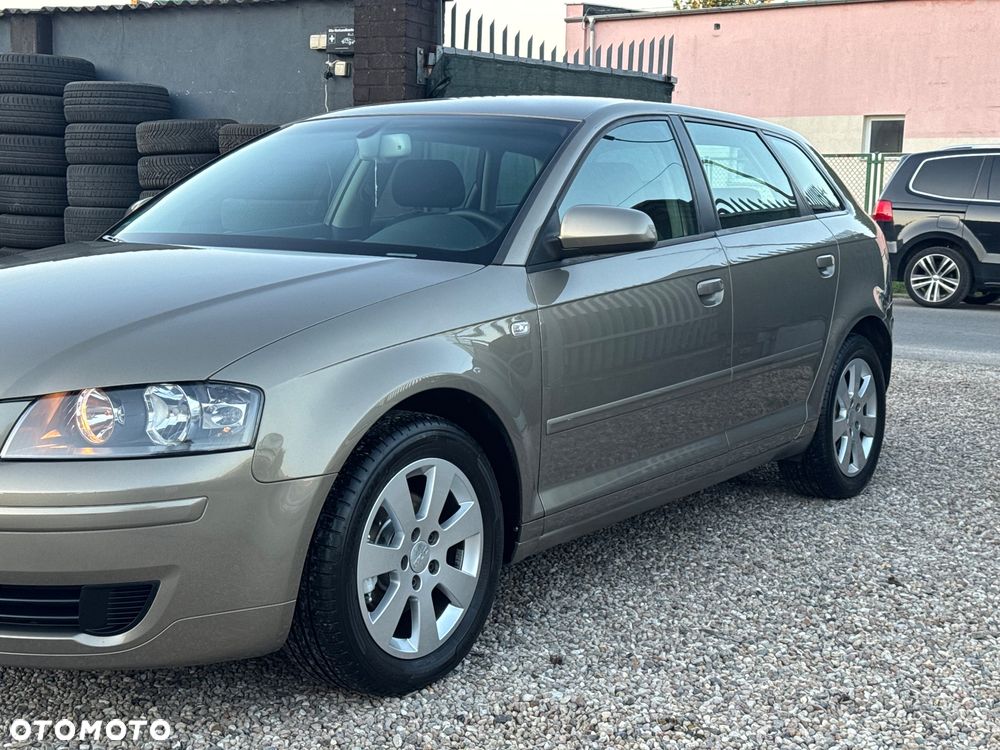 Audi A3 Sportback - 4