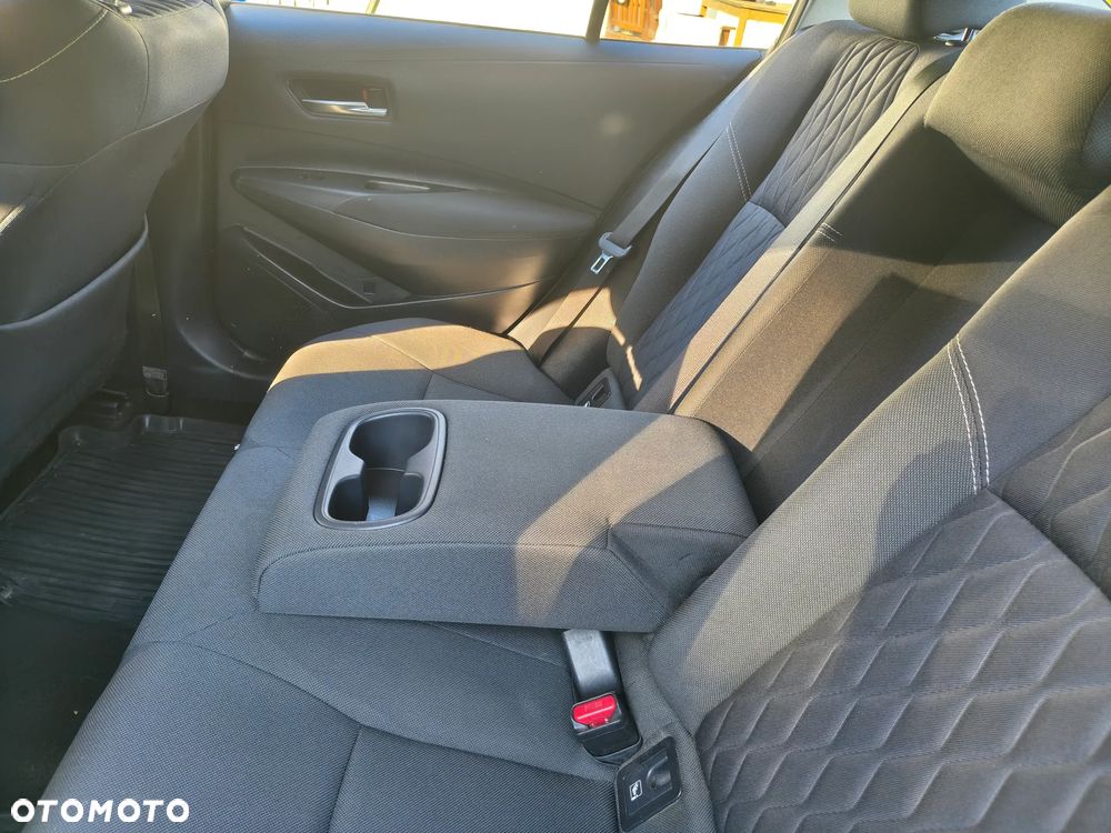 Toyota Corolla 1.5 Active - 26