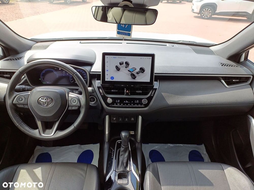 Toyota Corolla Cross 2.0 Hybrid Executive AWD - 12