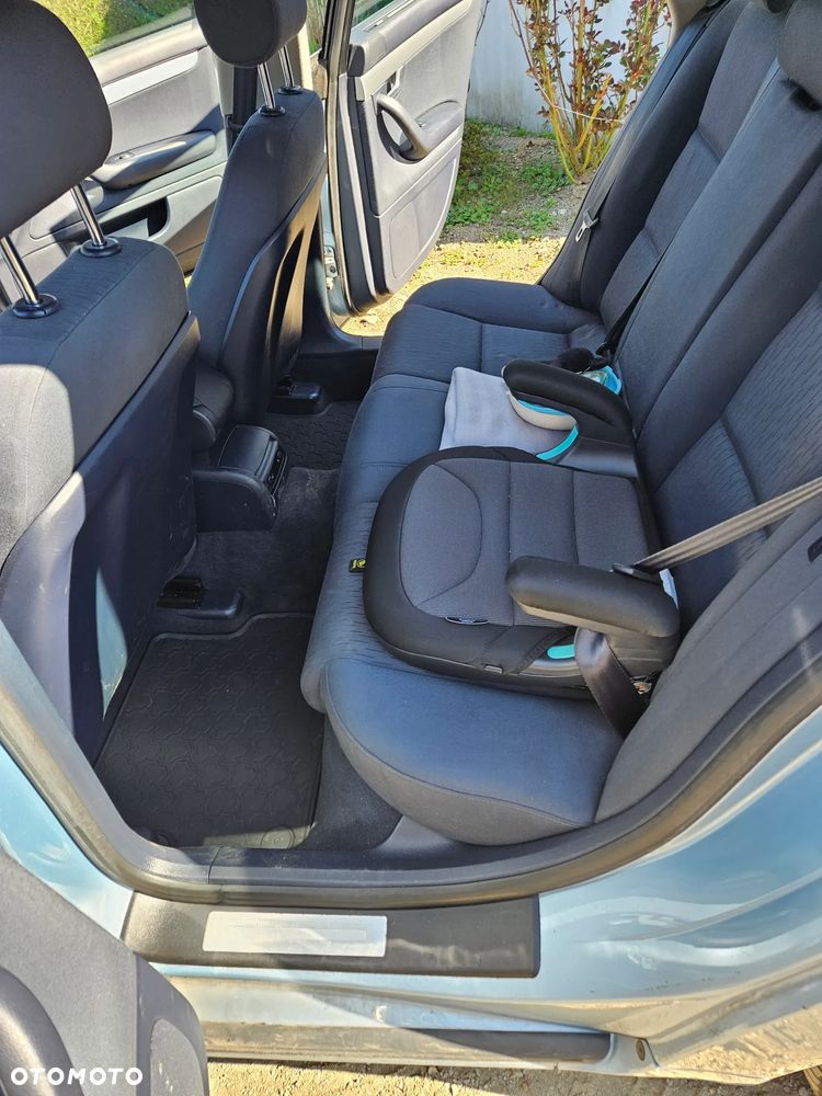 Audi A4 Avant 2.0 TDI Multitronic - 28