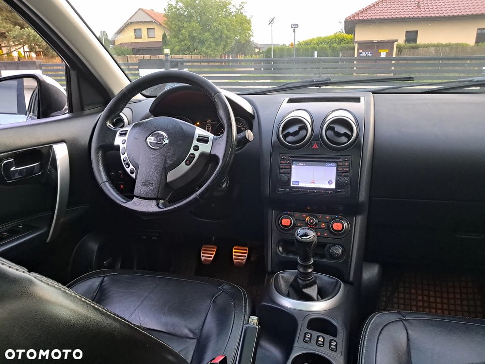 Nissan Qashqai+2 2.0 Tekna Premium - 21