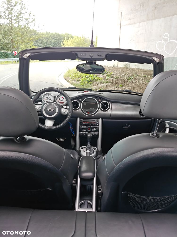 MINI Cooper S Sidewalk - 20
