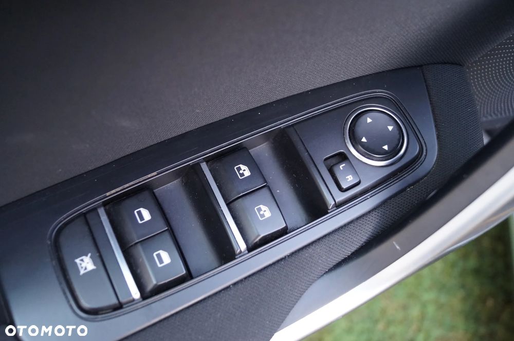 Kia XCeed 1.5 T-GDI L DCT - 14