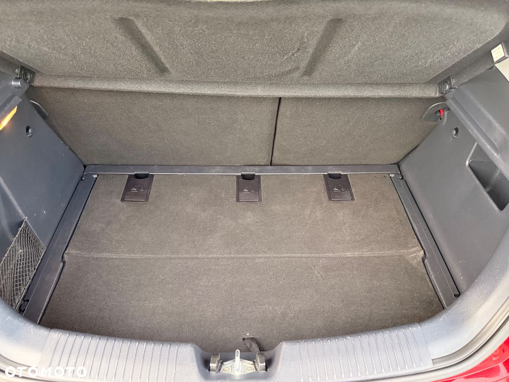 Kia Rio 1.2 L - 28
