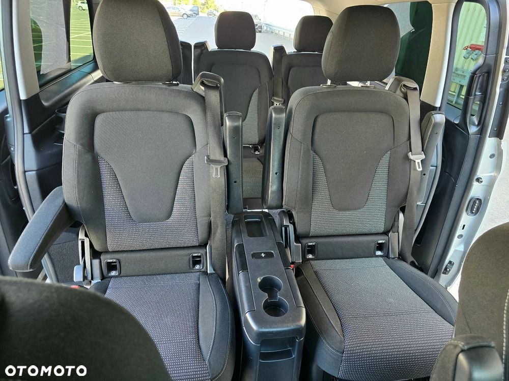 Mercedes-Benz Klasa V 220 d 9G-Tronic - 14