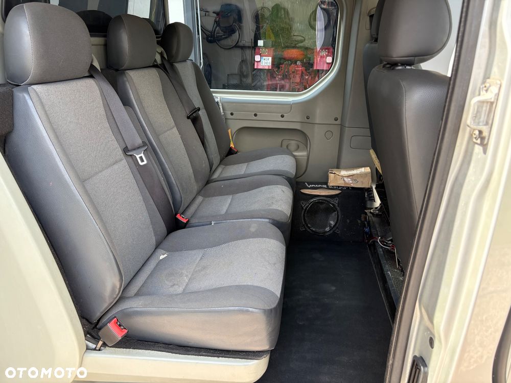 Renault TRAFIC - 7
