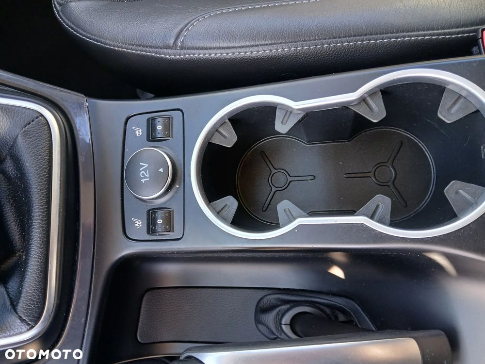 Ford Kuga - 13