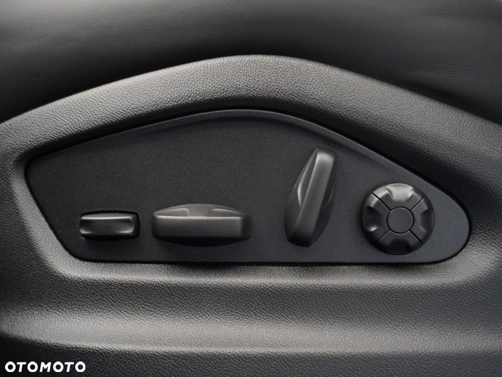 Porsche Cayenne Black Edition - 23