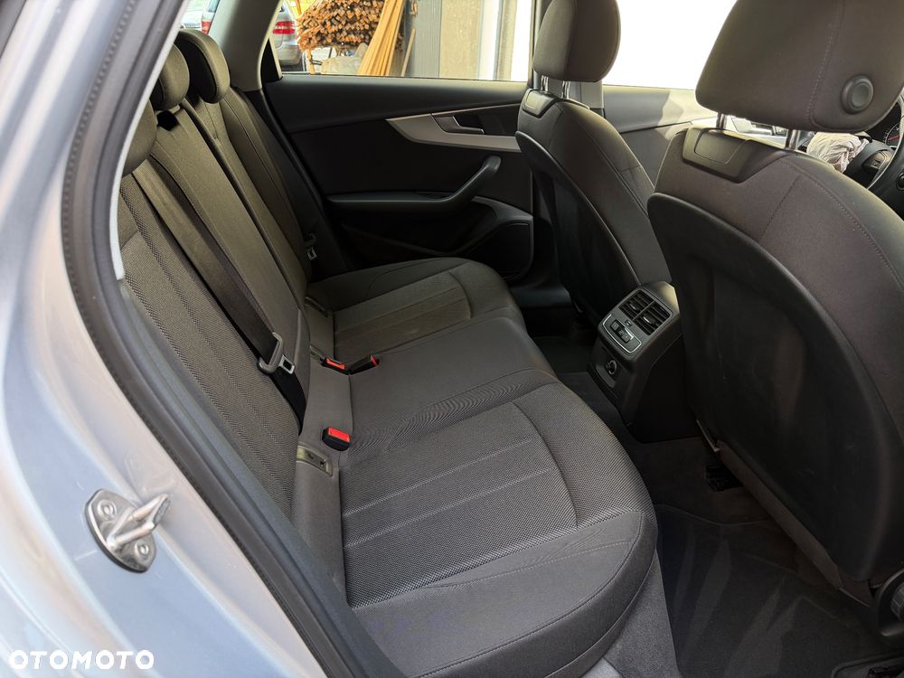 Audi A4 Avant 2.0 TDI S tronic quattro - 20